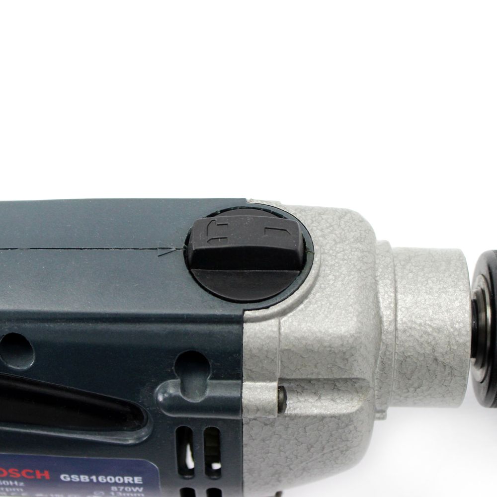 Ударний мережевий дриль Bosch GSB1600RE (870 Вт, 0-2800 об/хв.) з набором інструментів. Ударний дриль Бош