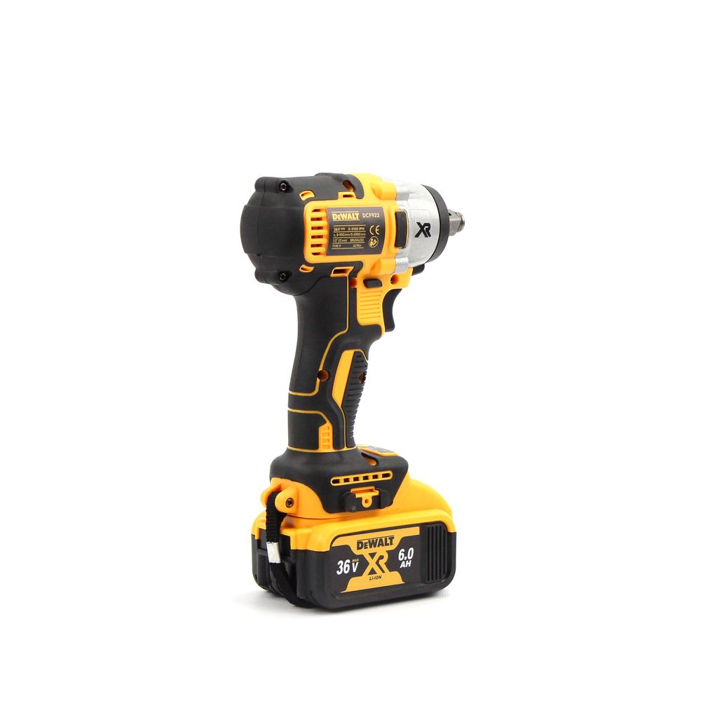 Аккумуляторный гайковерт DeWalt DCF922D2T (36V, 6AH). АКБ гайковерт Девольт