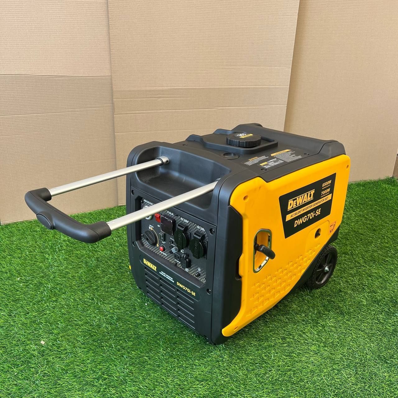 Інверторний генератор DeWalt DWG70i-SE 7.0 кВт с Електростартером та Пультом ДК, тихий бензиновий генератор