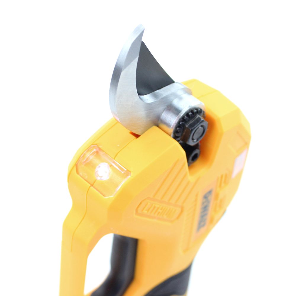 Аккумуляторный секатор DeWalt DCMPP560P1 (24V, 5AH, 30мм) с индикатором заряда и резов + подсветка